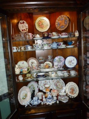 teacups.JPG