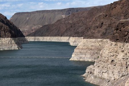 hoover dam.jpg