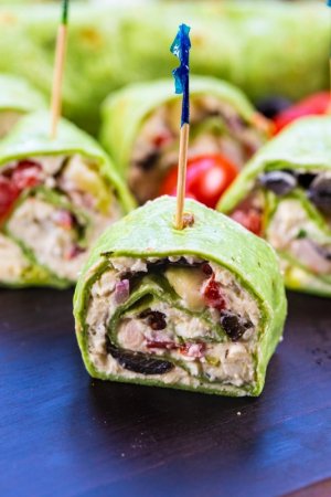 Greek-Salad-Pinwheels-3[1].jpg