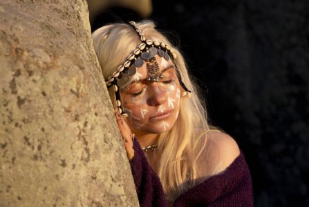 Summer-solstice-Stone-Henge-naked-festival-longest-day-year-1369210.jpg