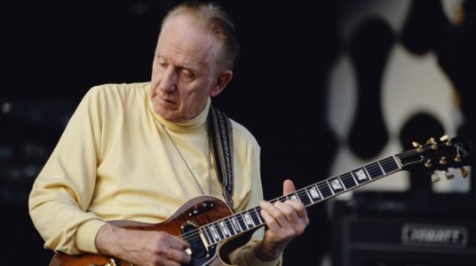 LES PAUL-1.jpg LES PAUL-1.jpg