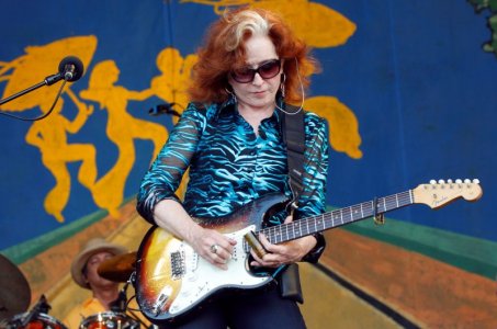 BONNIE RAITT-4.jpg BONNIE RAITT-4.jpg