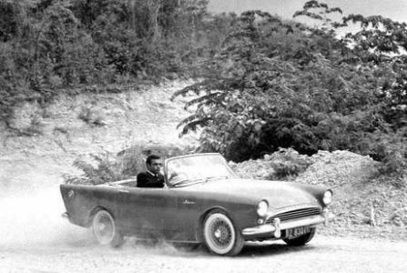 James-bond1.jpg