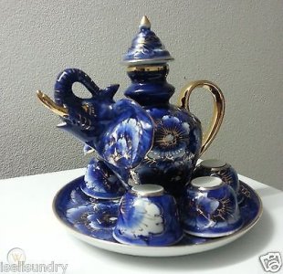 unique-teapot-set-hand-painted_1_91049b31bf32626ed1bda069c28b48d4.jpg