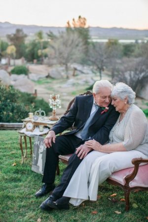 8f87677010dccd5f26435baf5ae9feb0[1].jpg