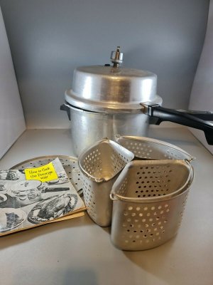 pressure cooker.jpg