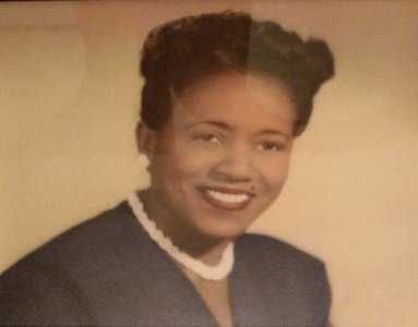 Mama (Portrait).jpg