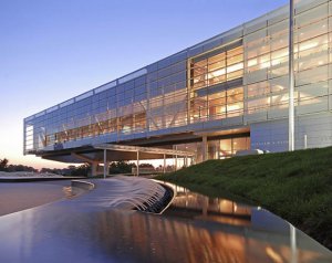 Clinton_Presidential_Library.jpg
