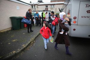 syrian-re5fugees-uk.jpg syrian-re5fugees-uk.jpg