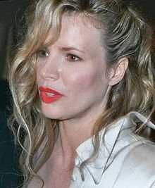 Kim_Basinger_(2105860771)_crop.JPG