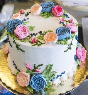 roses birthday cake.jpg