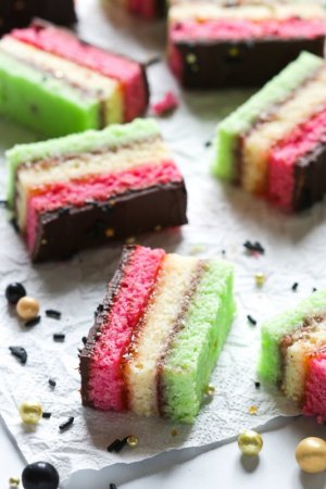 Tri-Color-Cookies-3-of-6[1].jpg