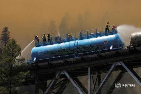DixieFireTrain.jpg