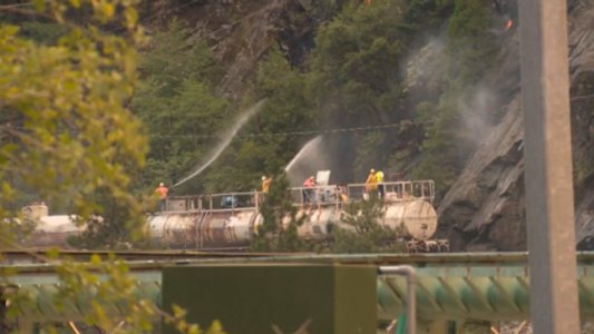 DixieFireTrain2.jpg