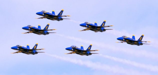 schmidt-airsho__lightbox.jpg schmidt-airsho__lightbox.jpg