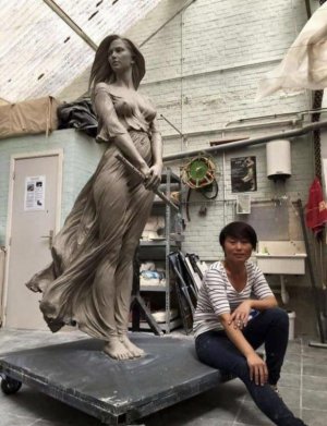 statue.jpg