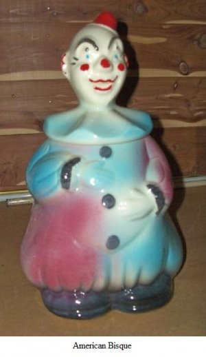 clown cookie jar.jpg