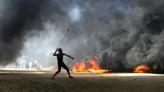 palestine-israel-gaza-conflict-stonethrower-1-nc-mem-180516_hpMain_16x9_1600.jpg
