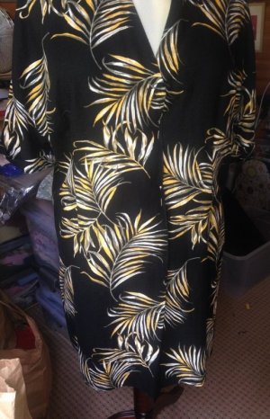 black dress yellow fern 003.JPG