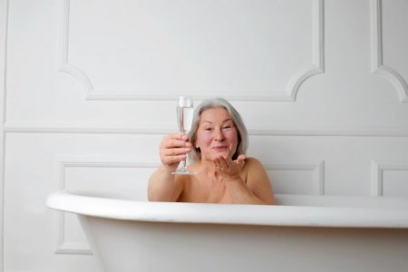 Aging-Like-a-Fine-Wine-Signs-of-Aging-to-Treat-First.jpg