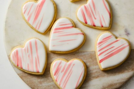 heart-shaped-cookies-1607034990[1].jpg