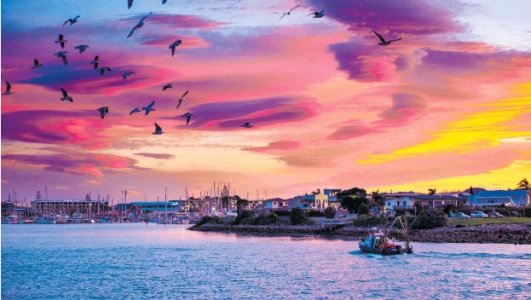 imgsunsetahuriri.jpg