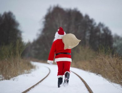 ss-101217-faces-of-santa-20_ss_full.jpg