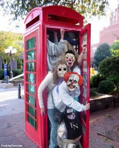 Clowns-in-a-Crowded-Phone-Booth--41135.jpg