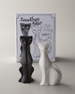 sophisticated-cat-salt-and-pepper-shakers-600x750.jpg