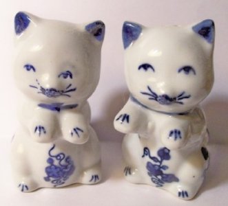 cat shakers1.jpg