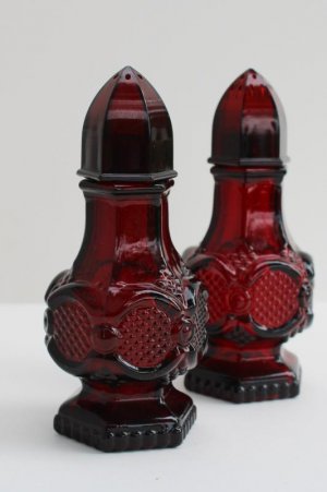 vintage-Avon-Cape-Cod-ruby-red-glass-salt-pepper-shakers-SP-set-Laurel-Leaf-Farm-item-no-fr721...jpg