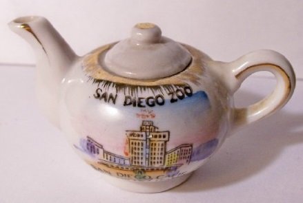 tiny teapot2.jpg