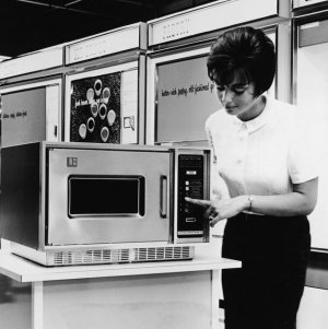 MICROWAVE OVEN-1.jpg