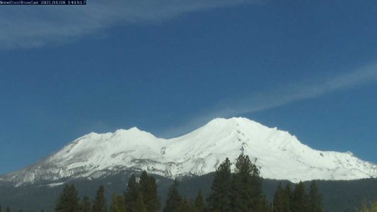 snowonMtShasta.jpg