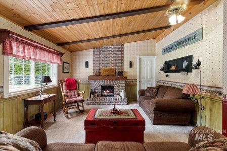 Living room.jpg