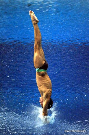 diving-no-splash-entry-001.jpg