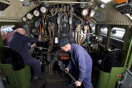 STEAM ENGINE CAB-1.jpg STEAM ENGINE CAB-1.jpg
