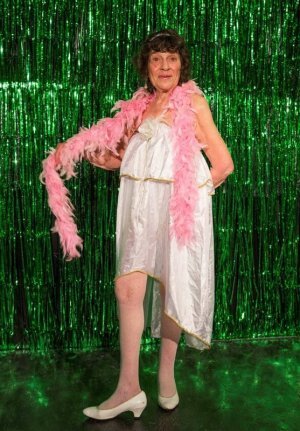burlesque12.jpg burlesque12.jpg
