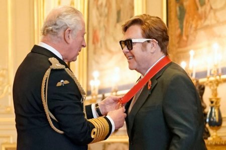 elton.jpg