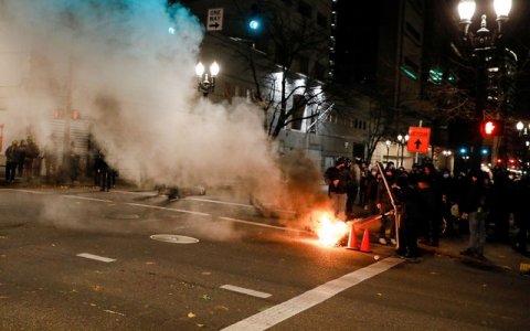 Portland Riot-2.jpg