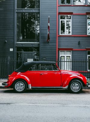 daniels-joffe-5BUpWJpRoLY-unsplash.jpg