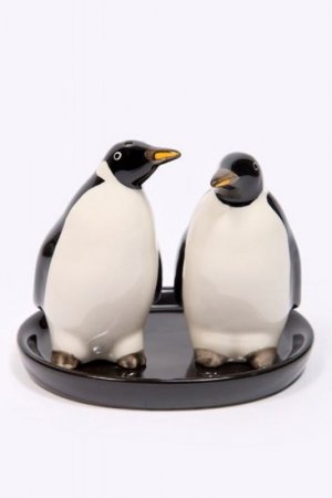 penguin-salt-pepper.jpg