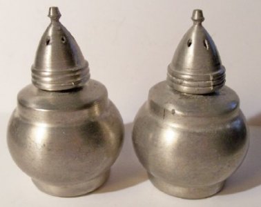 pewter1a.jpg