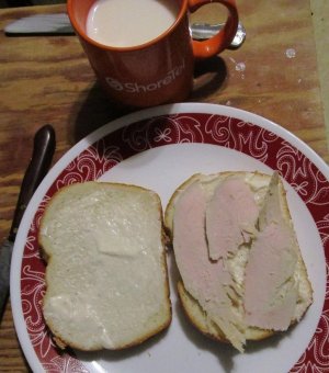 Thanksgiving21_sandwich.jpg