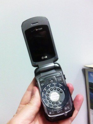 phone1.jpg