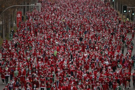 santa race.jpg