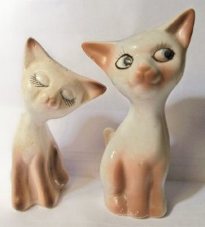 Siamese cats2.jpg