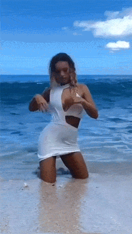 5ac114ff6aac6a26a9b2aa25d2576e2a.gif