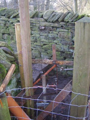 Gate closure mechanism.3a.JPG