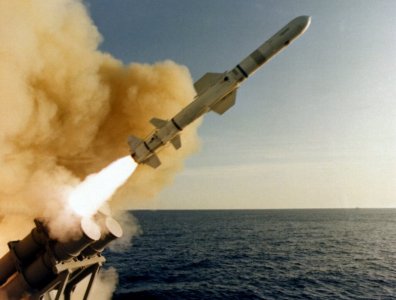 AGM-84_Harpoon_launched_from_USS_Leahy_CG-16-1024x776.jpg